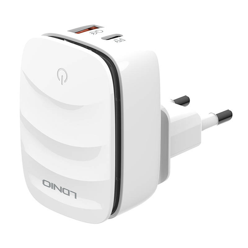 LDNIO A2425C Wall Charger USB-A, USB-C + Lightning cable