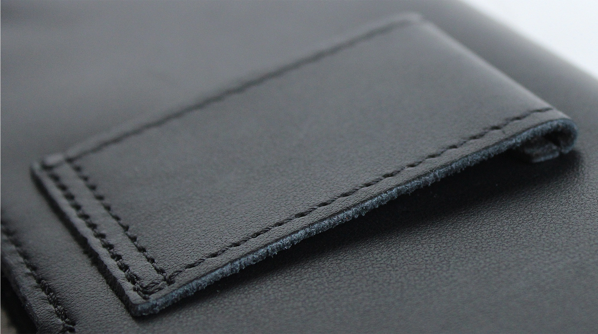 Skórzana kabura LURESKO FREYA XL do paska etui na telefon 165x82x10mm (czarny gładki czarna nić)