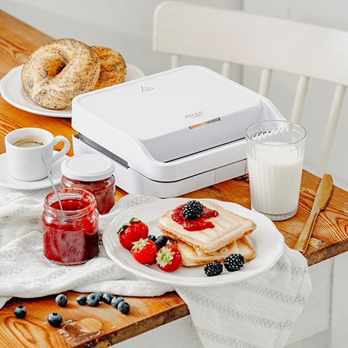 Sandwich Maker Adler AD 3070w White Sandwich Maker Adler AD 3070w White