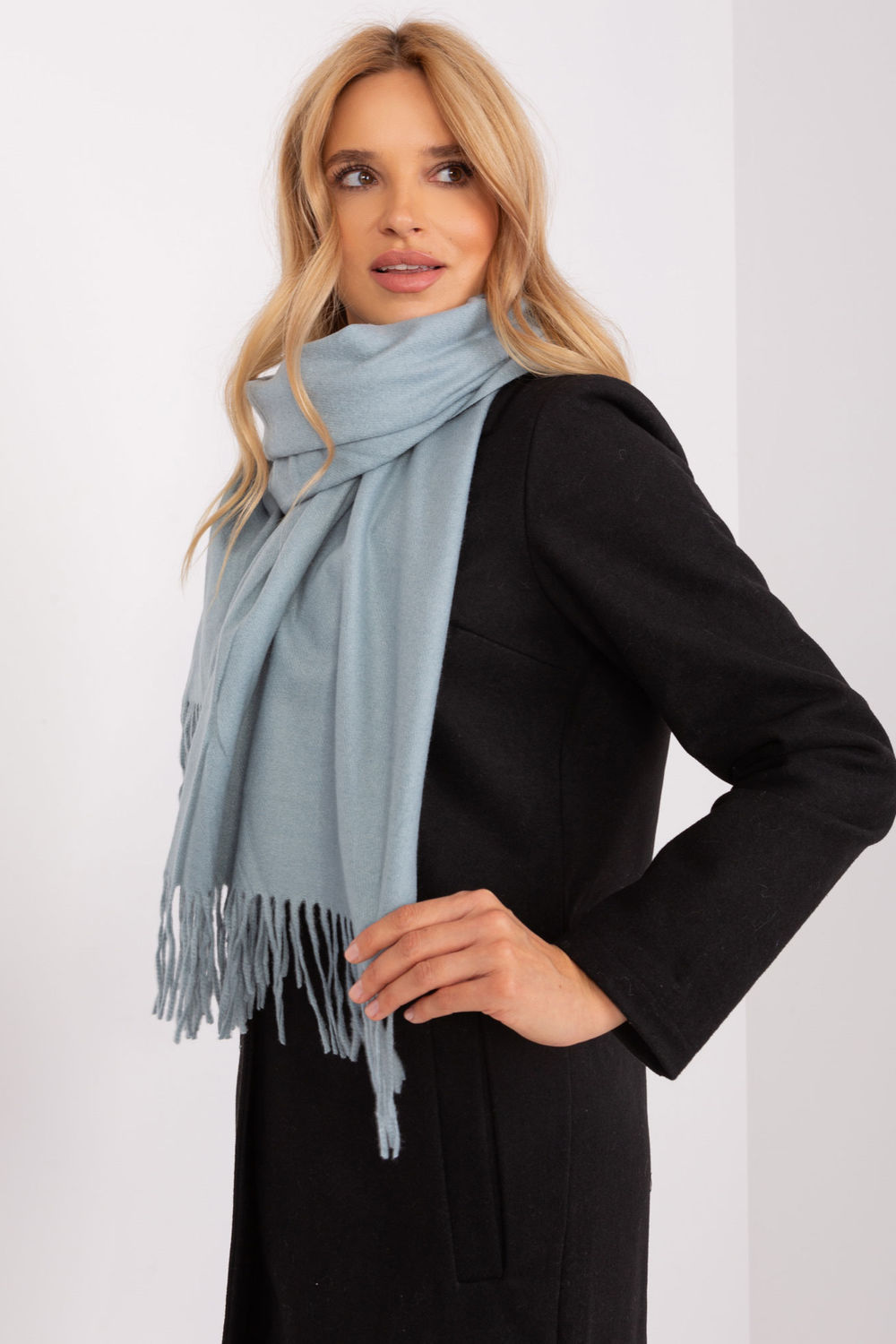  Shawl model 187609 AT  green