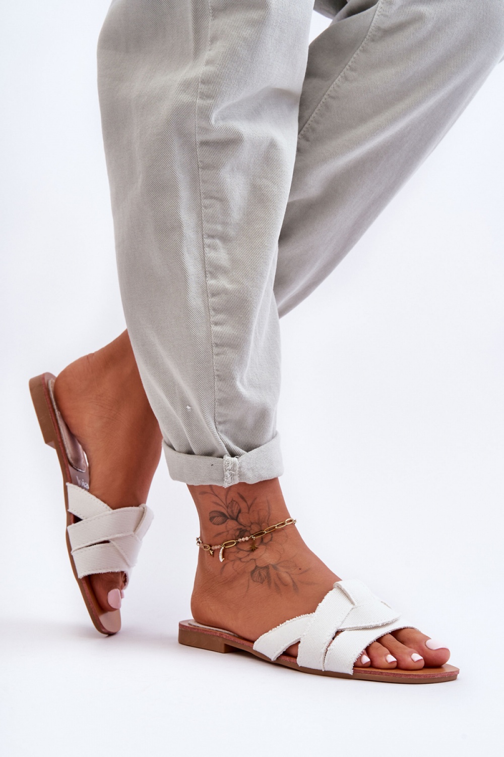  Flip-flops model 183490 Step in style  white