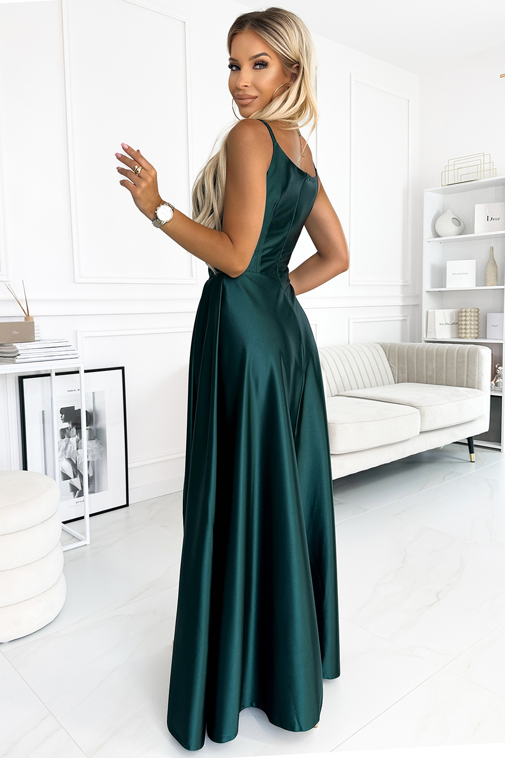  Long dress model 183707 Numoco  green