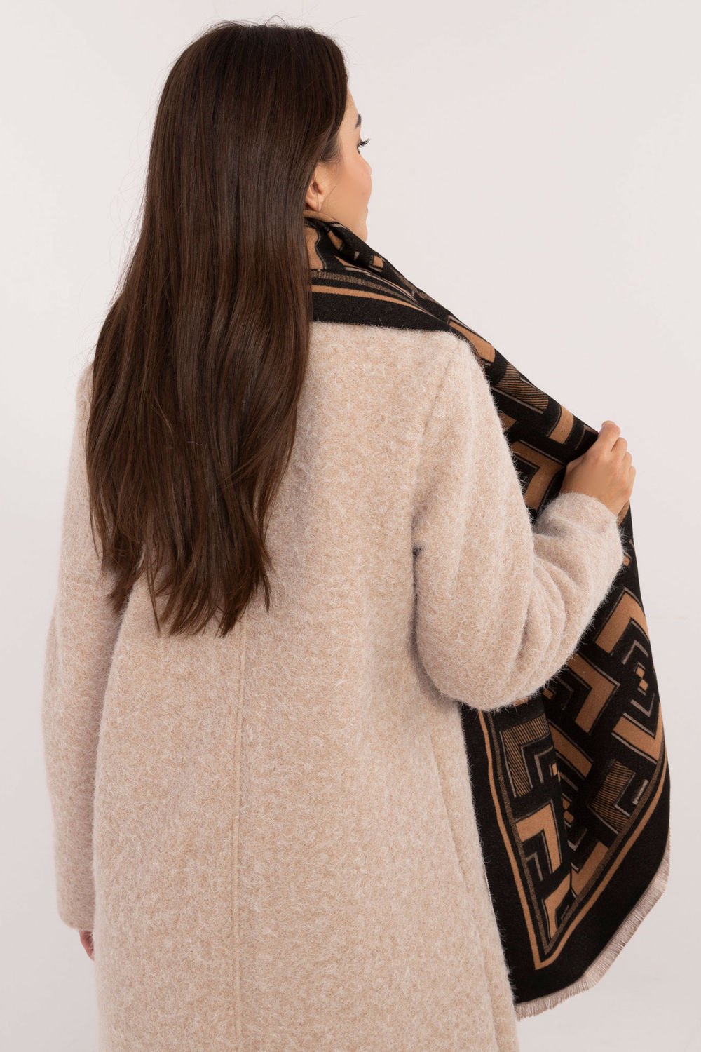 Shawl model 205967 AT  black  Shawl model 205967 AT  black