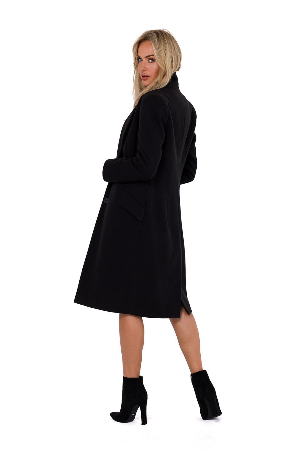  Coat model 184729 Moe  black