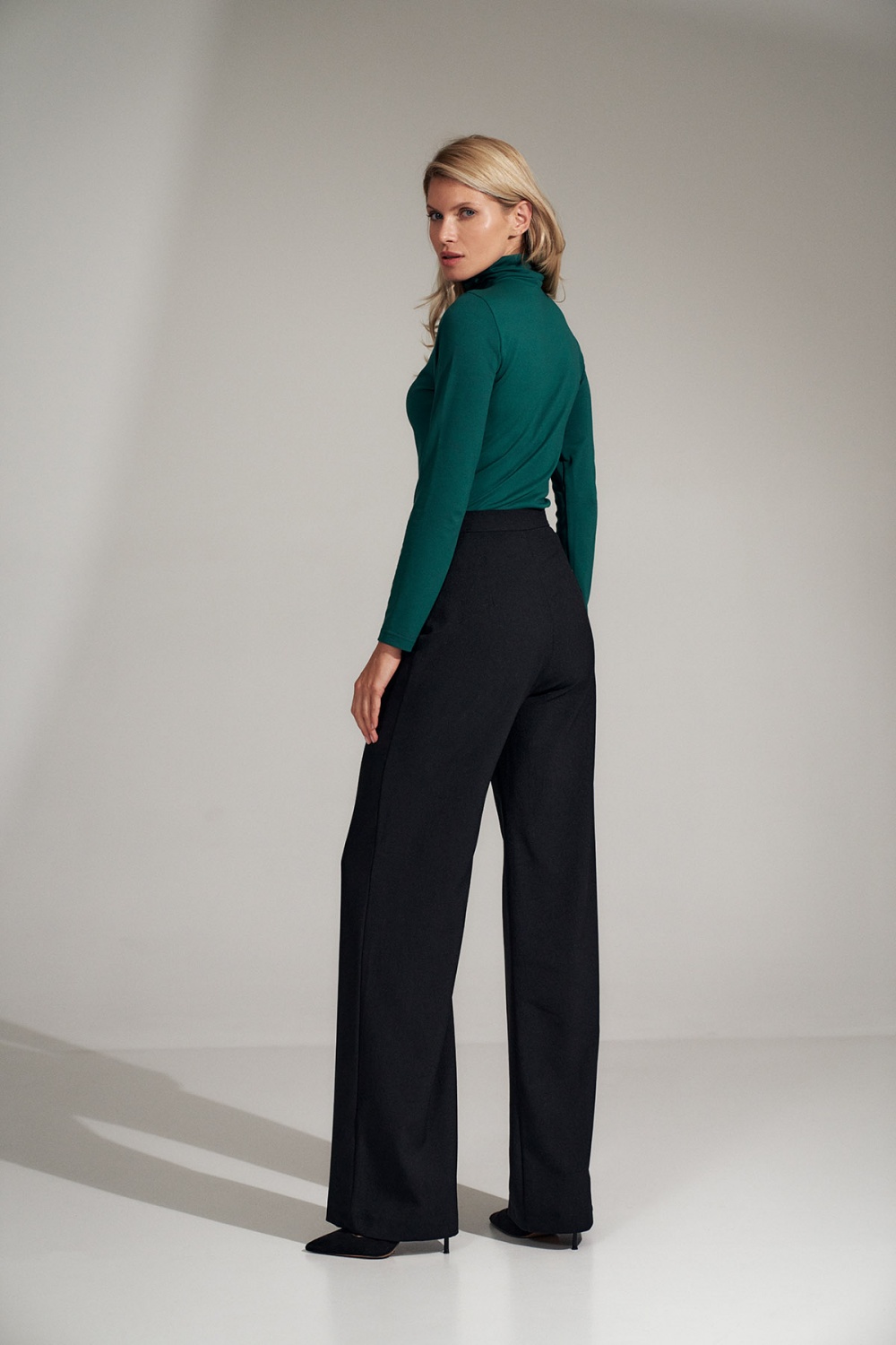 Women trousers model 150789 Figl black Ladies