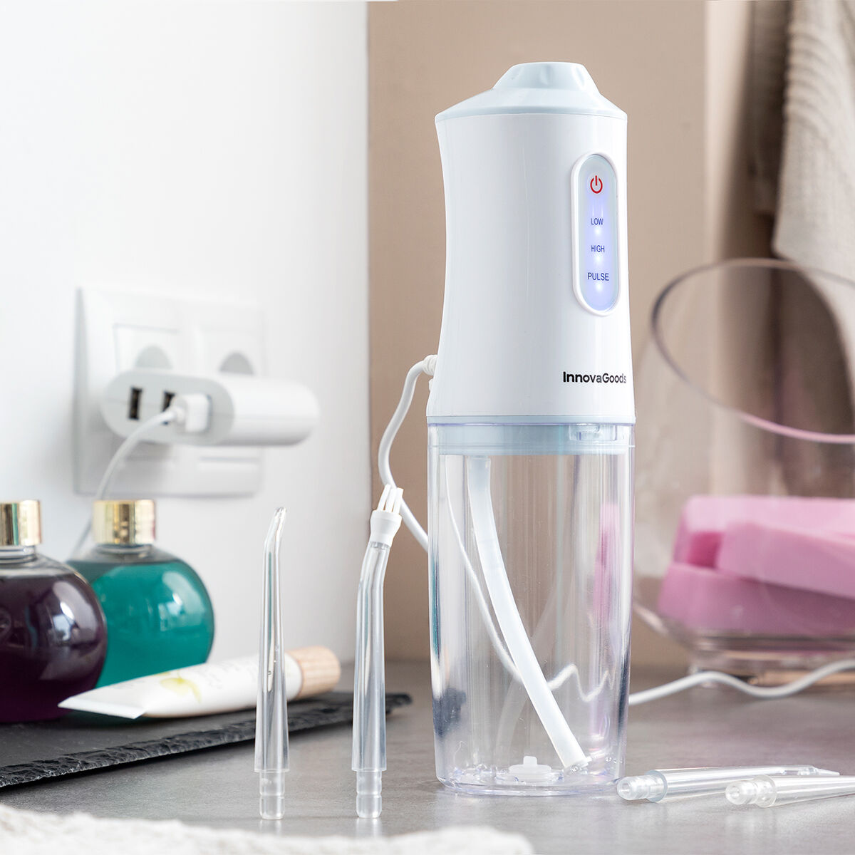 Portable Rechargeable Oral Irrigator Denter InnovaGoods Portable Rechargeable Oral Irrigator Denter InnovaGoods