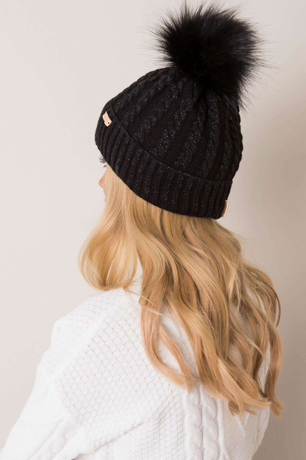  Cap model 187442 Rue Paris  black