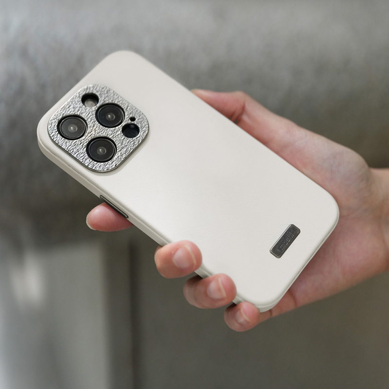 Moshi Napa MagSafe Apple iPhone 15 Pro (Eggnog White)