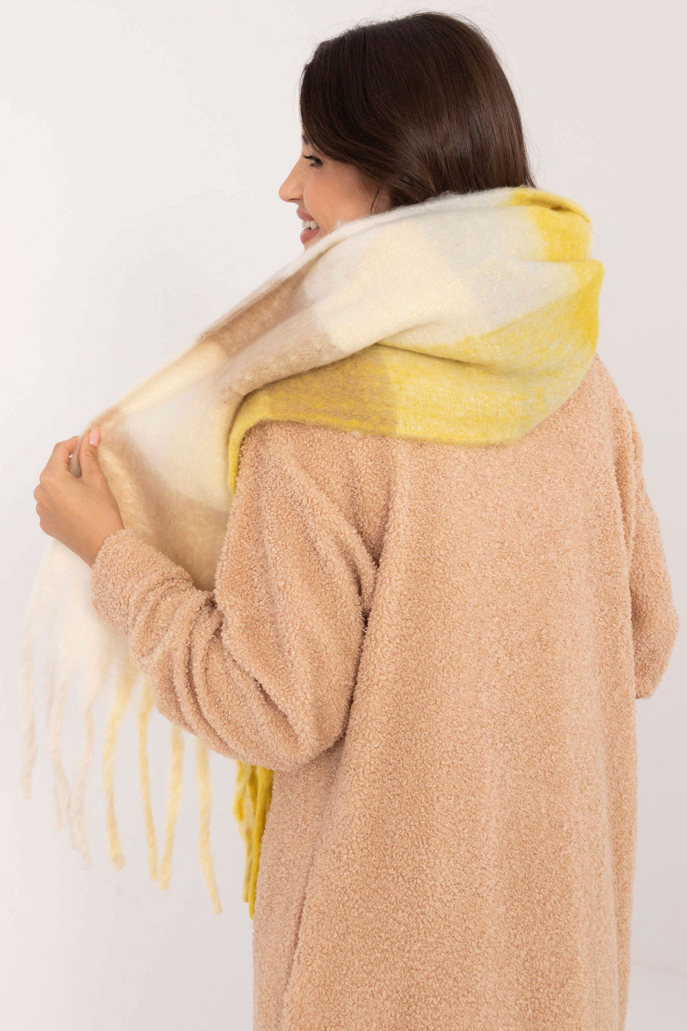  Shawl model 203186 AT  yellow
