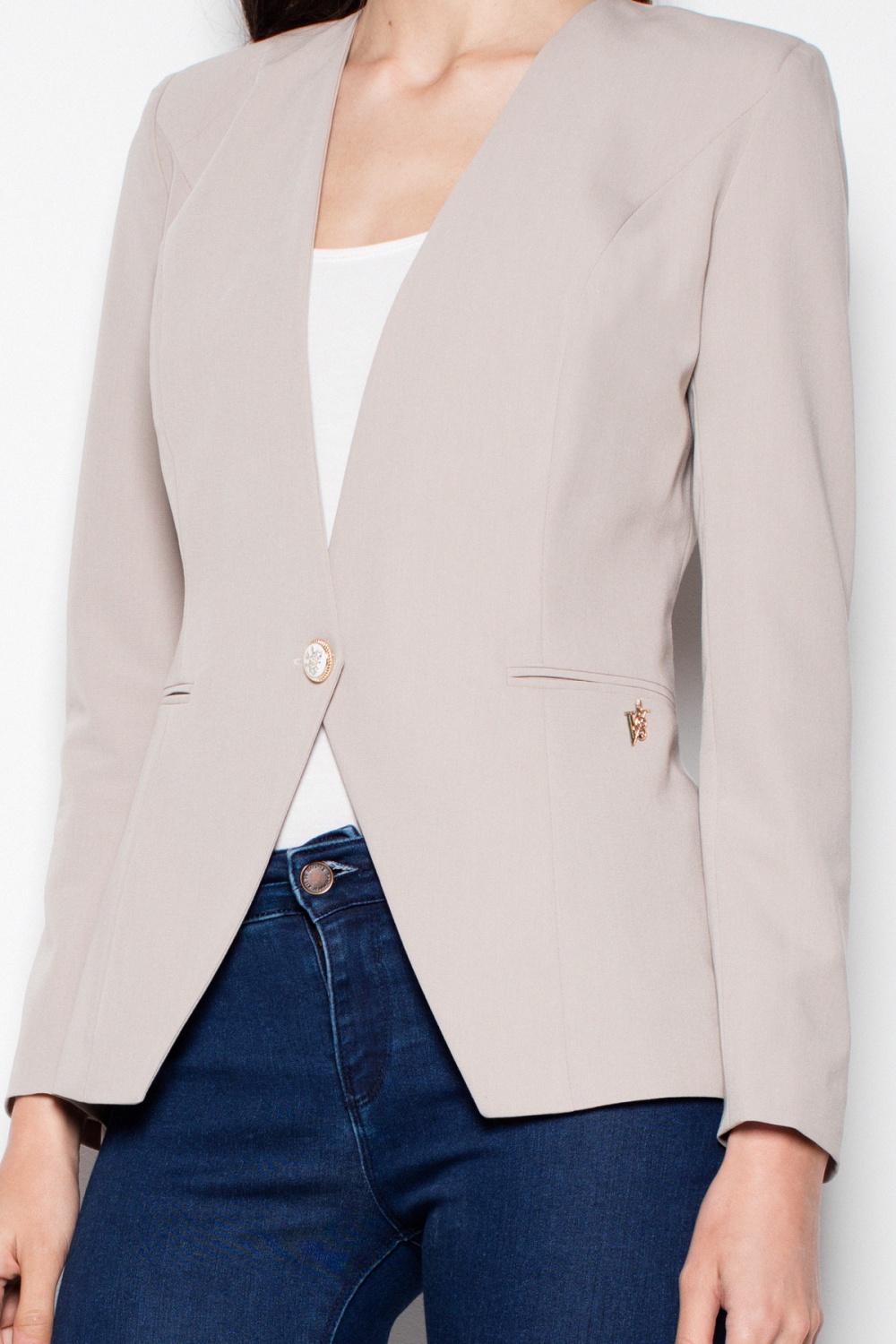  Jacket model 77171 Venaton  beige