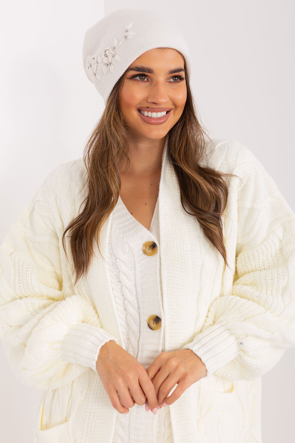  Cap model 187550 AT  beige