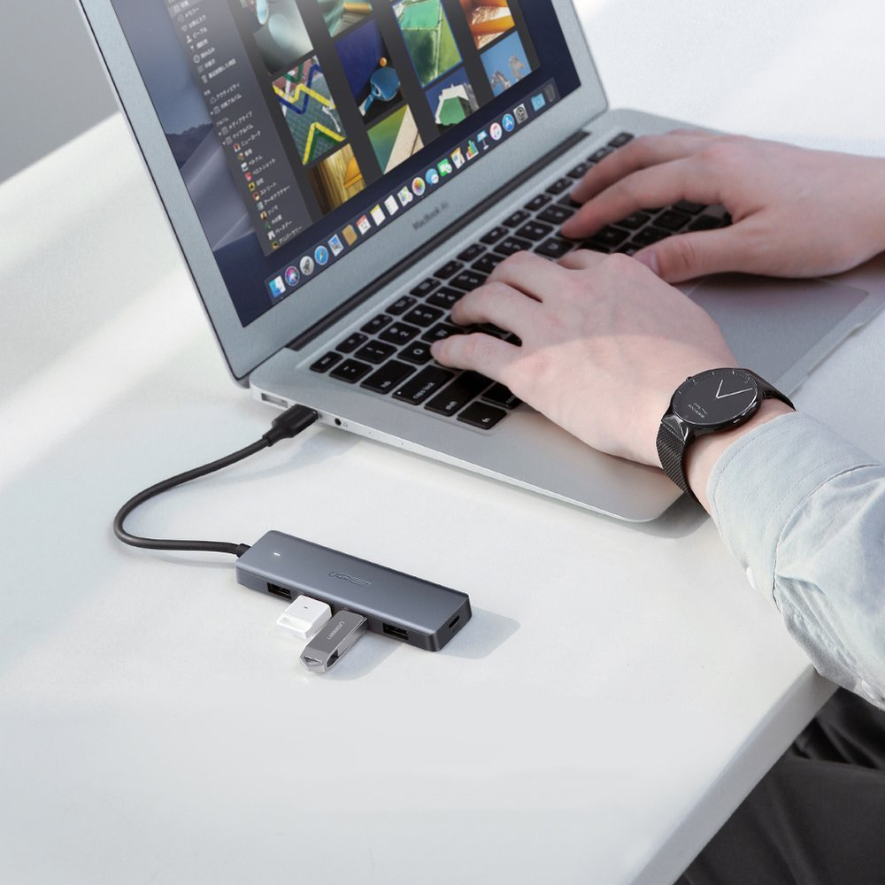 UGREEN USB-A / 4xUSB-A 3.2Gen1 HUB with additional micro USB power port grey