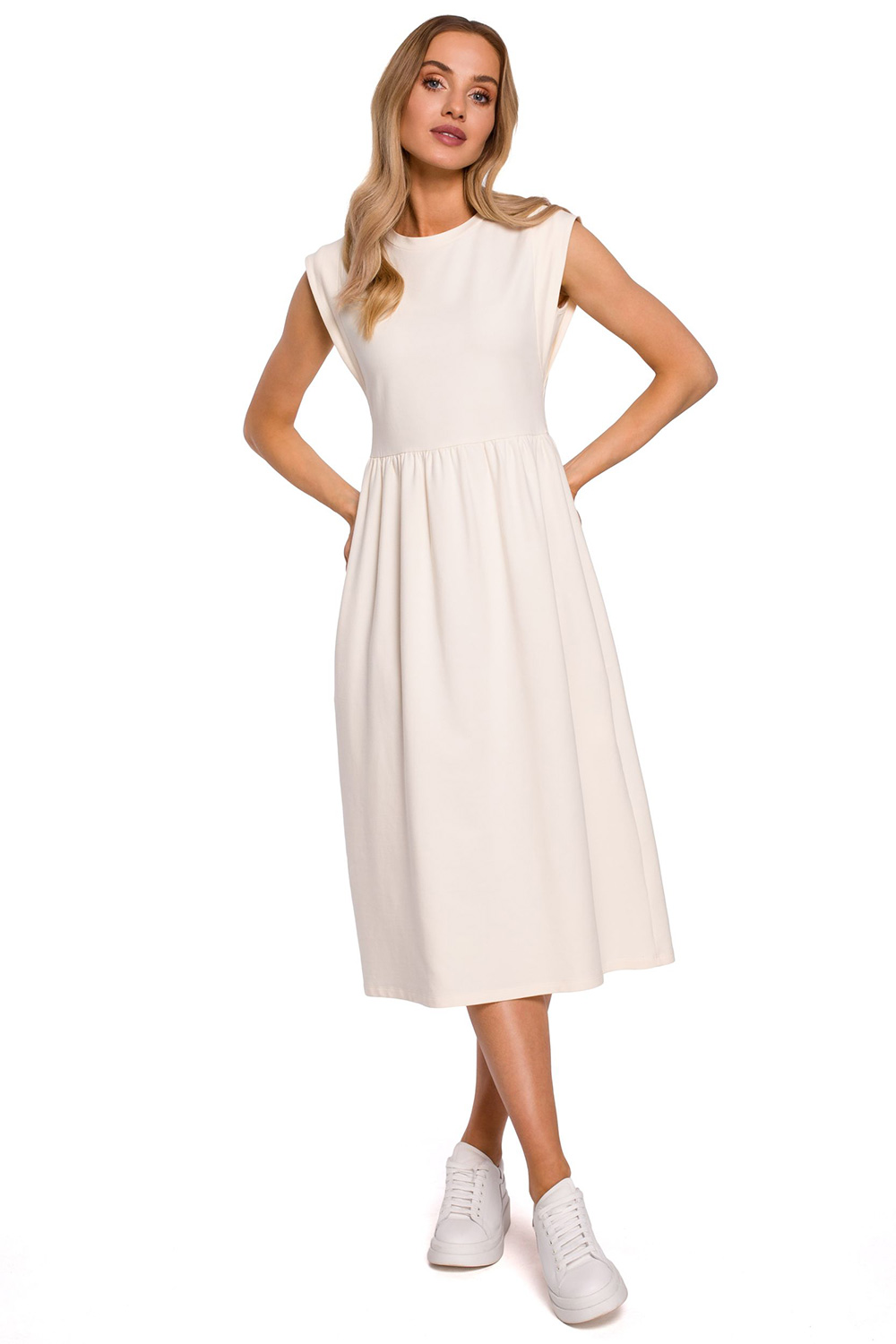  Daydress model 153679 Moe  beige