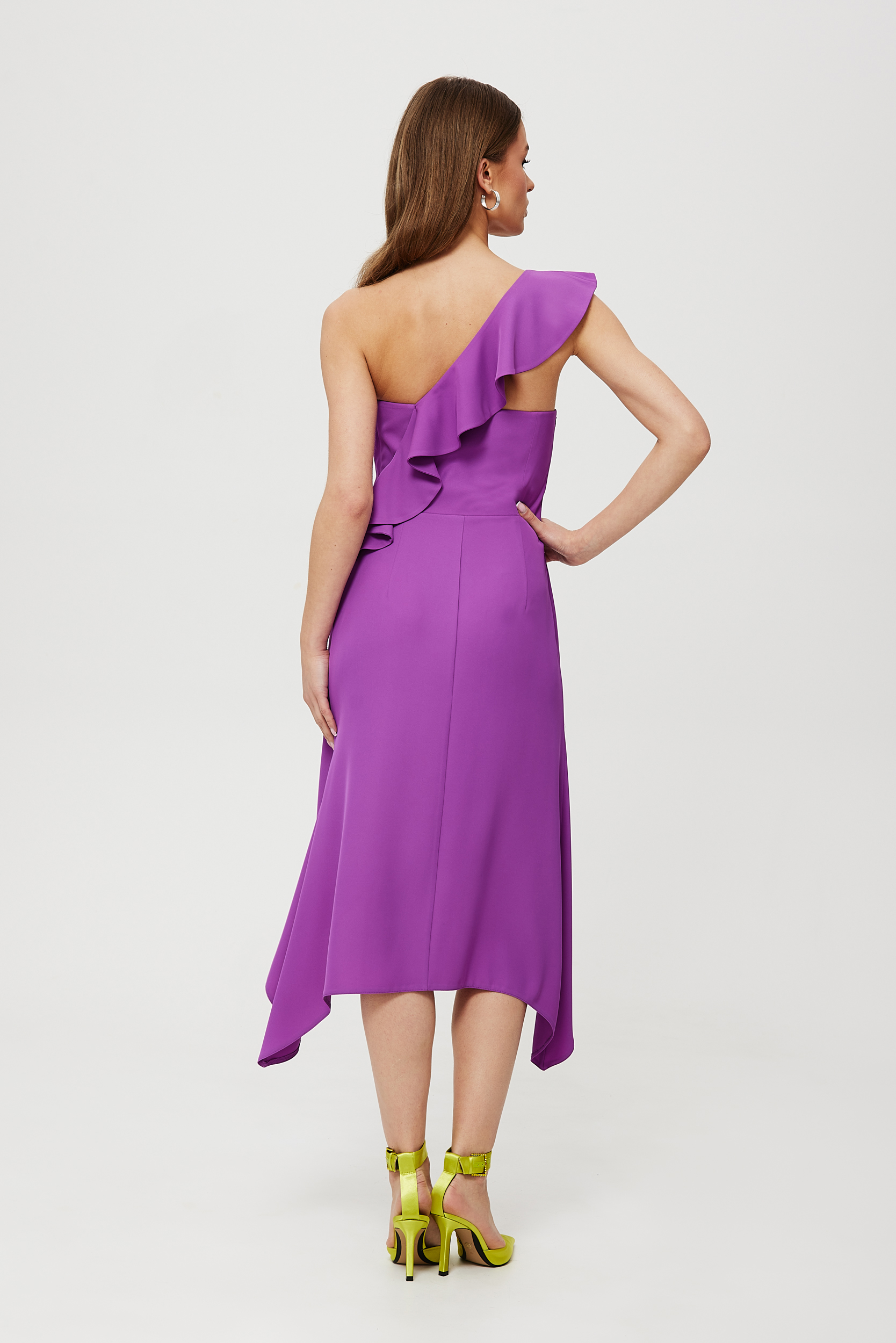  Cocktail dress model 193990 Makover  violet