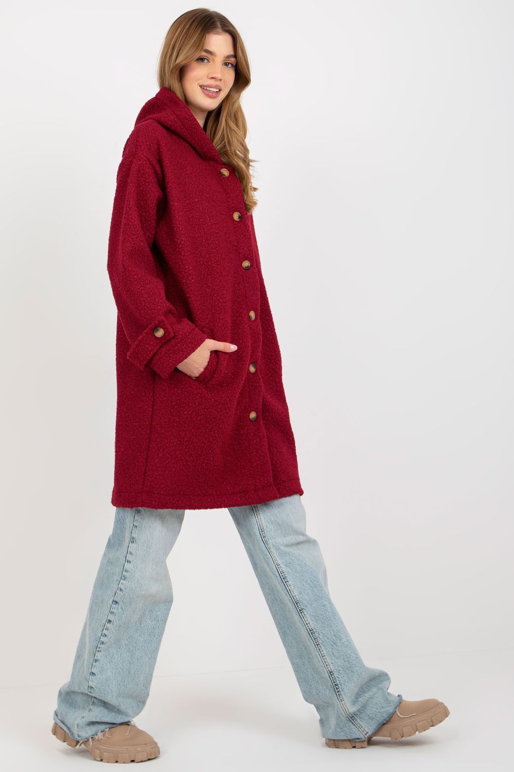  Coat model 175172 Relevance  red