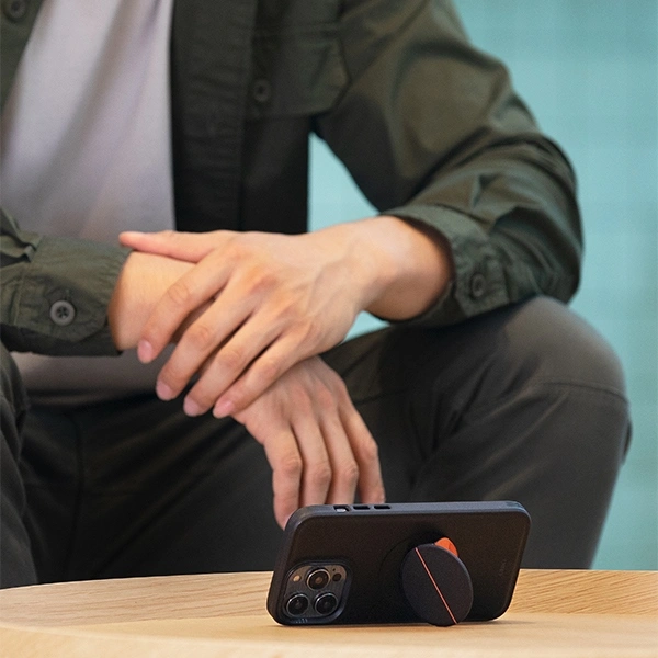 Etui Uniq Novo do Apple iPhone 14 Pro Max czarny