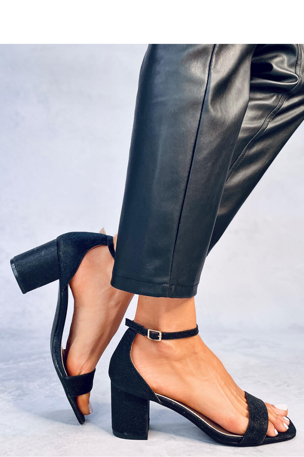  Heel sandals model 181954 Inello  black