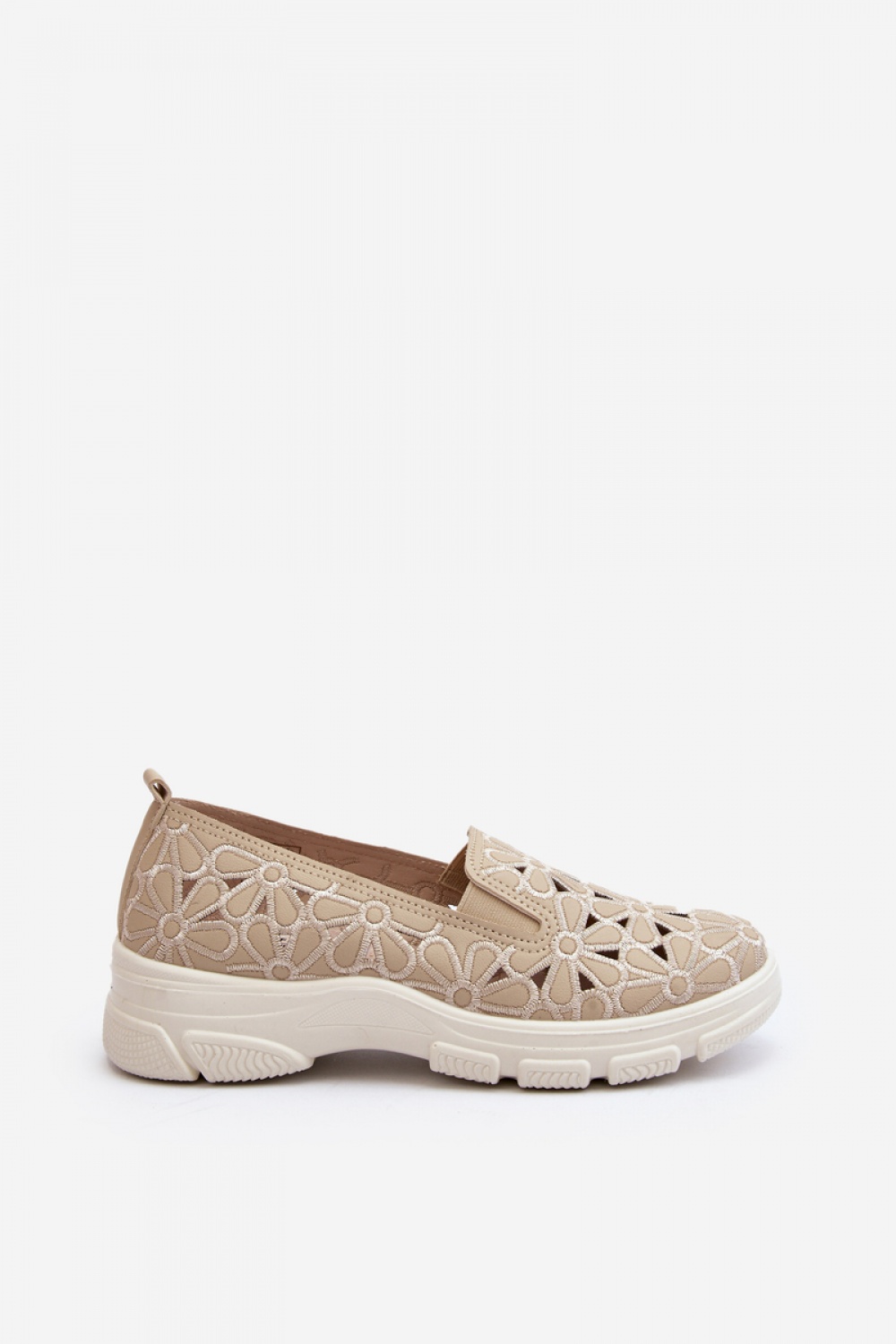 Low Shoes model 193135 Step in style  beige