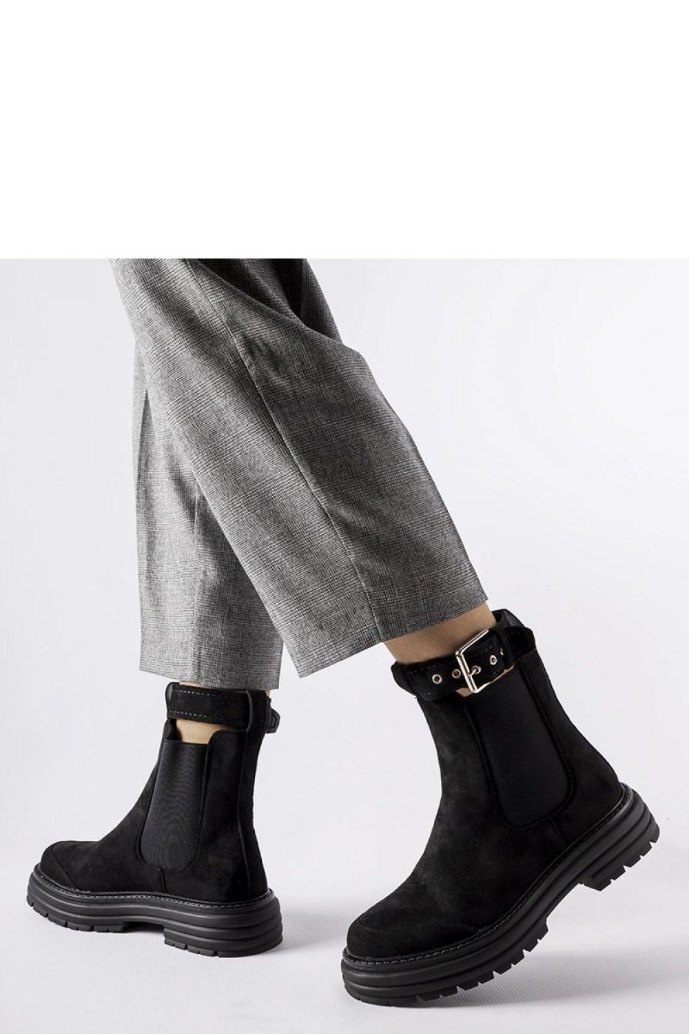 Boots model 204528 Solea  black