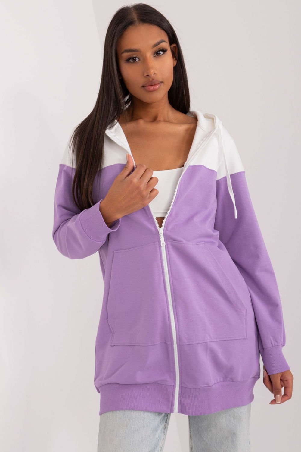  Sweatshirt model 197075 Relevance  violet