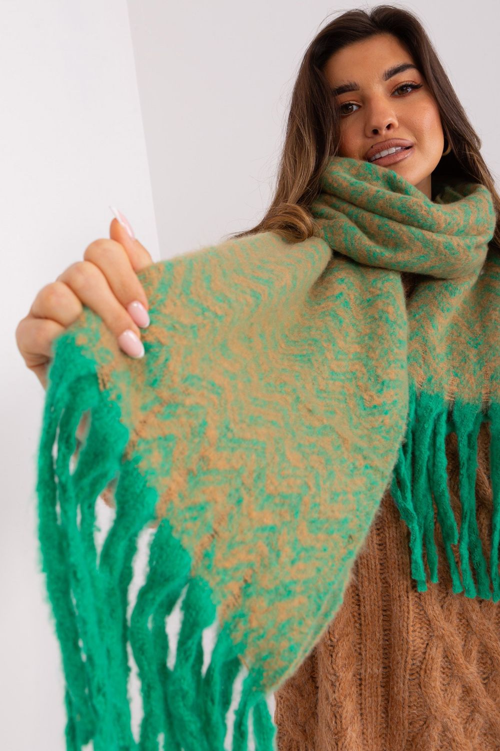  Shawl model 189233 AT  green