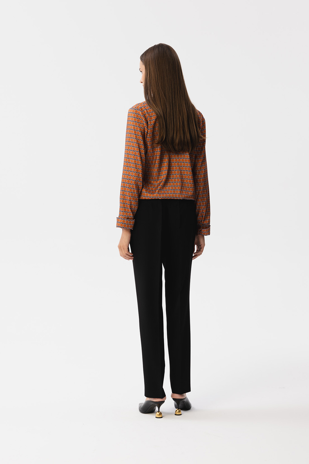  Blouse model 185090 Stylove  brown