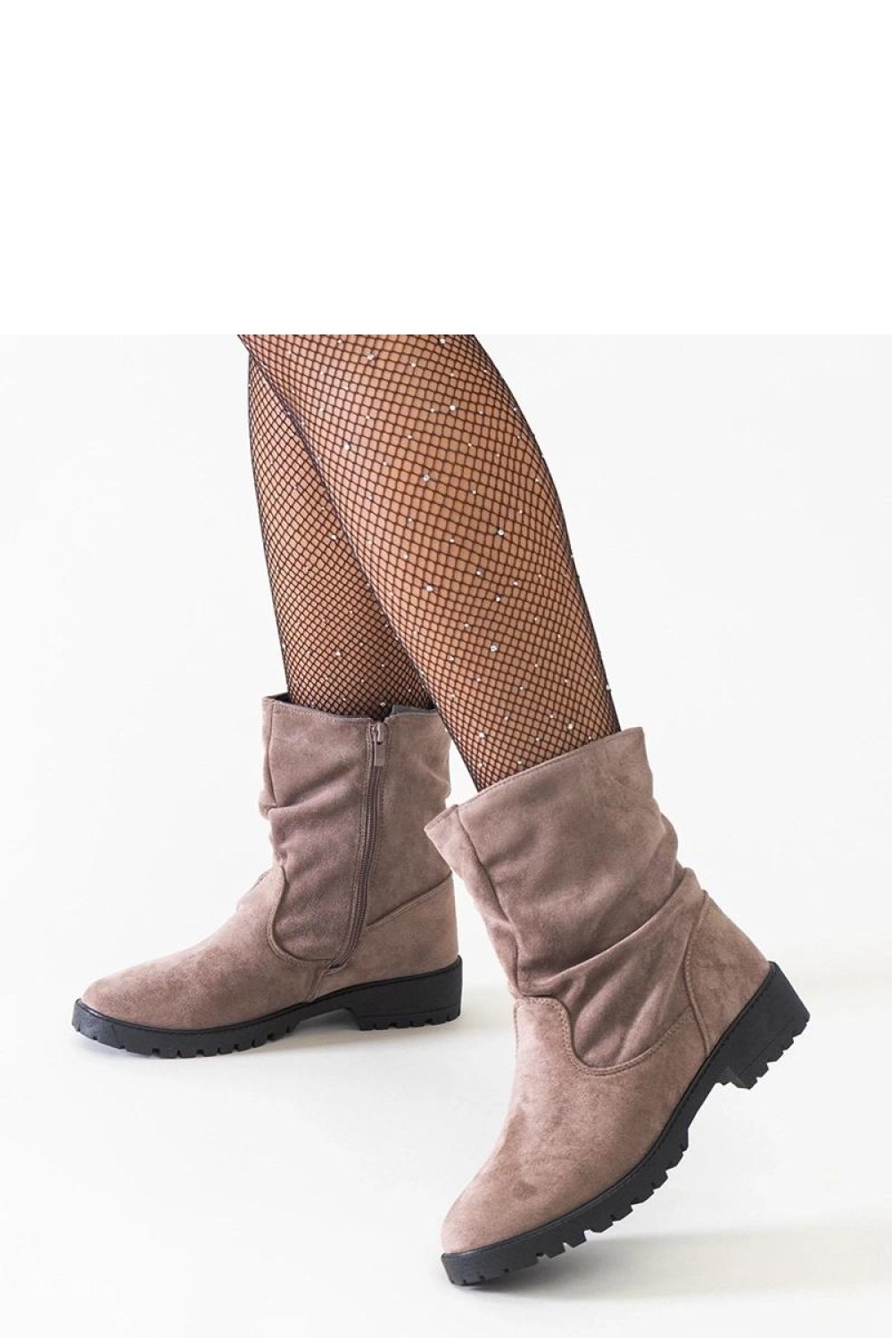  Boots model 204577 Solea  brown