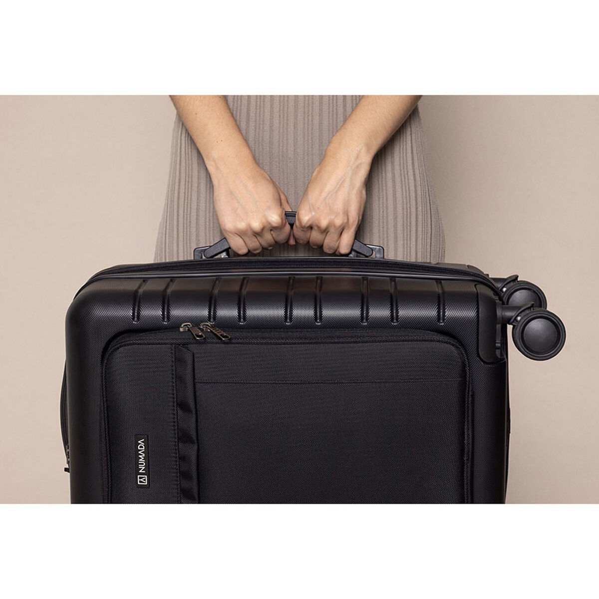 Cabin suitcase Numada 1200608 Black 38 L 55 x 35,5 x 23,5 cm Cabin suitcase Numada 1200608 Black 38 L 55 x 35,5 x 23,5 cm