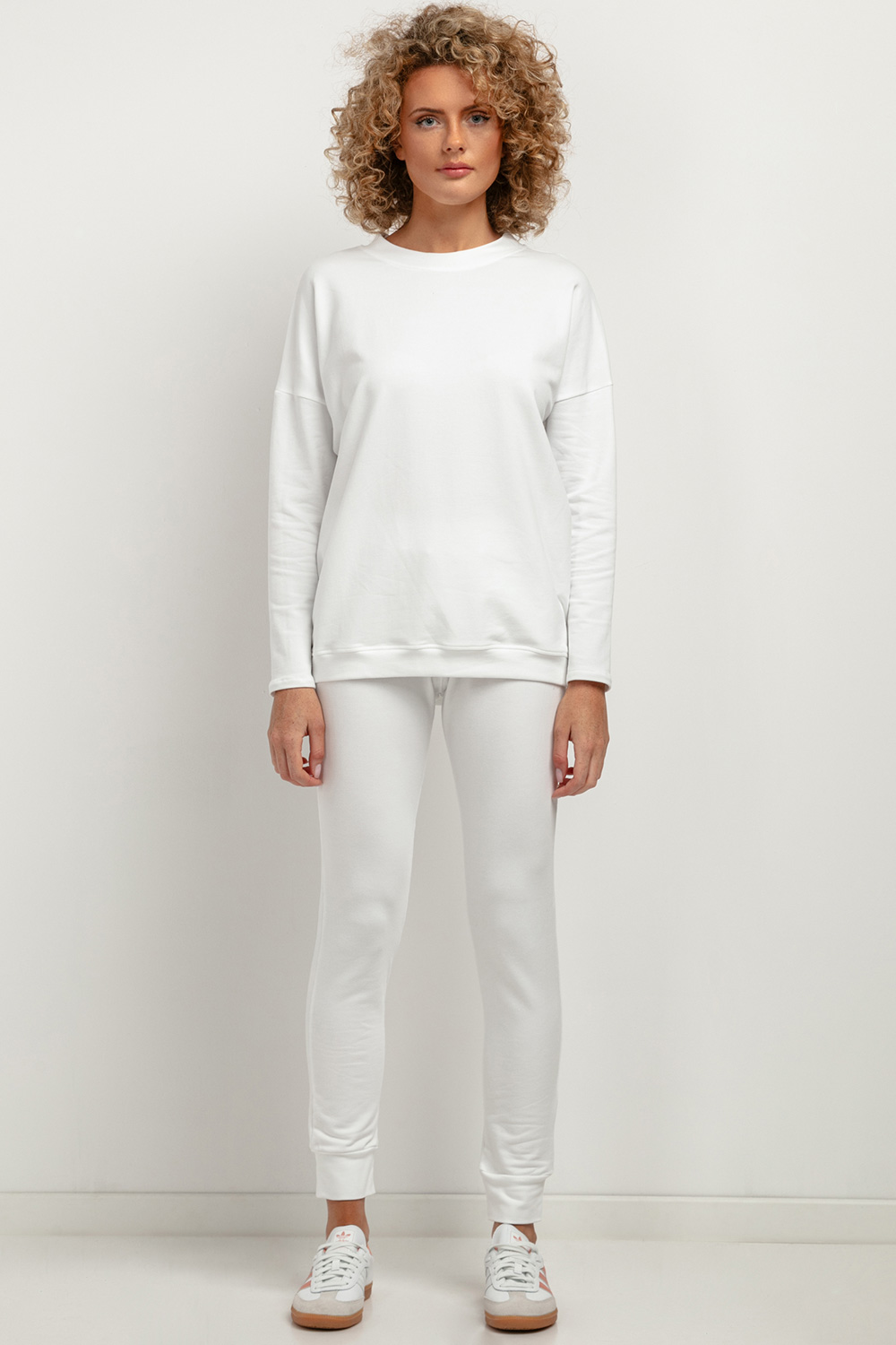  Tracksuit trousers model 183202 Tessita  white
