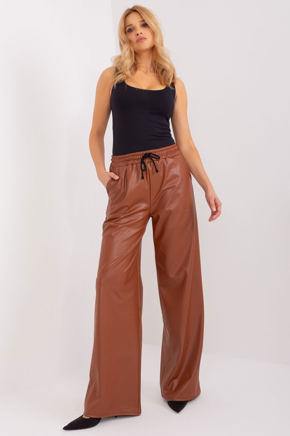  Trousers model 191564 Lakerta  brown