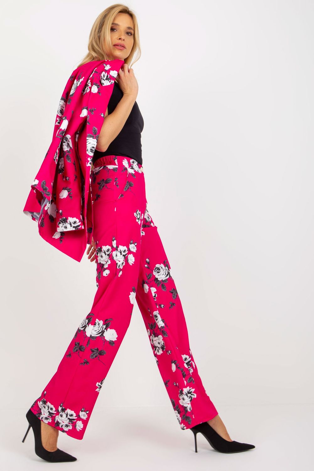  Women trousers model 175965 Lakerta  pink
