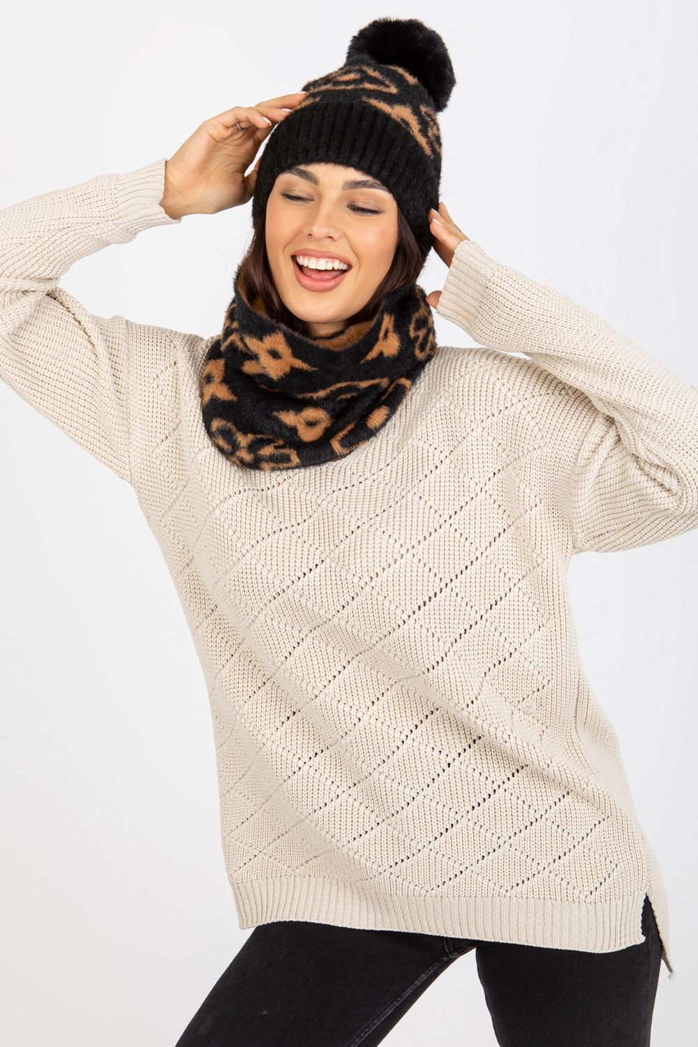  Cap model 185915 AT  black