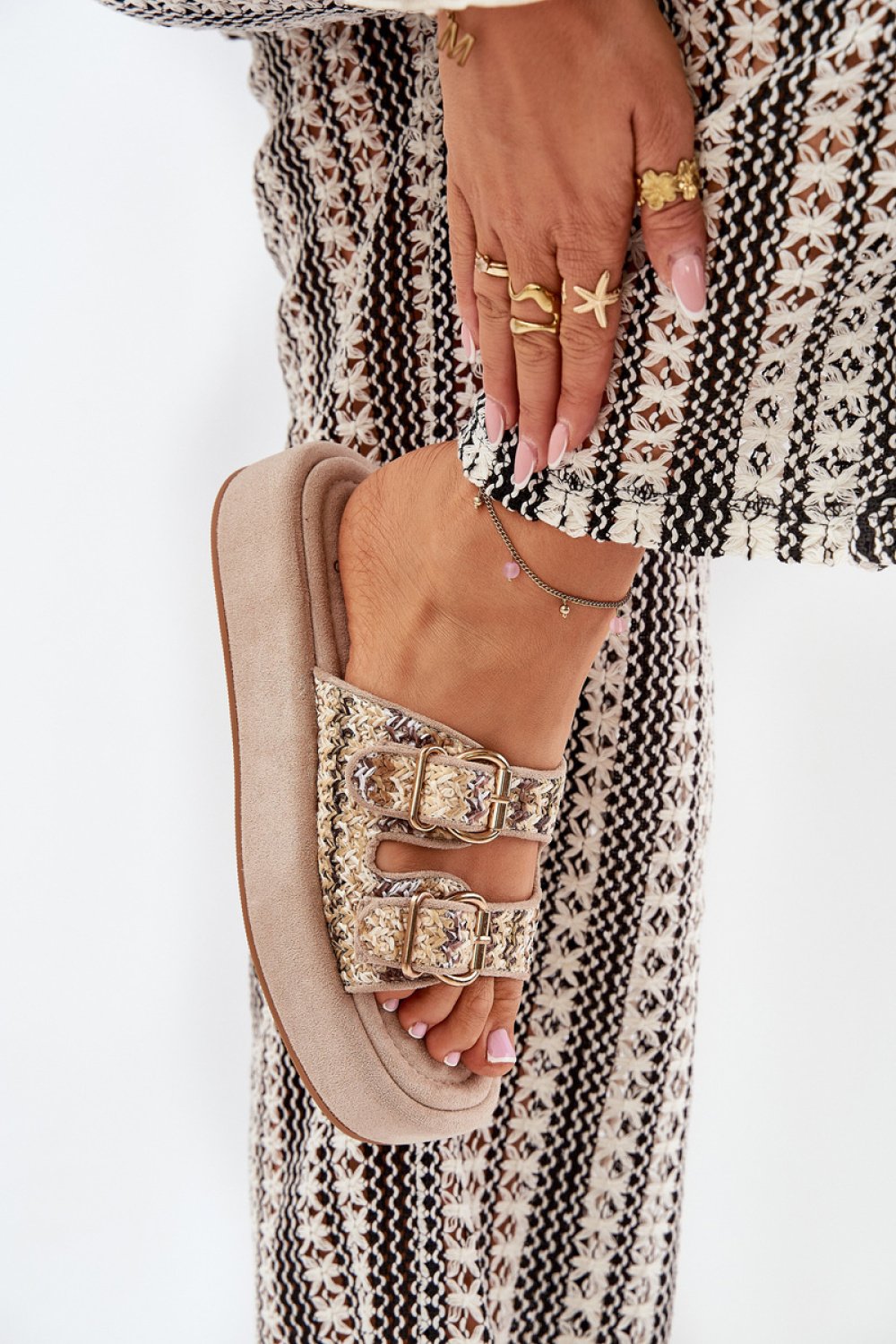  Flip-flops model Step in style  beige