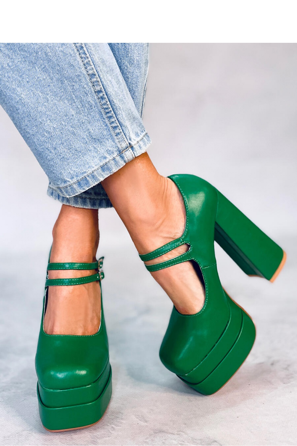  Platform pumps model 176991 Inello  green