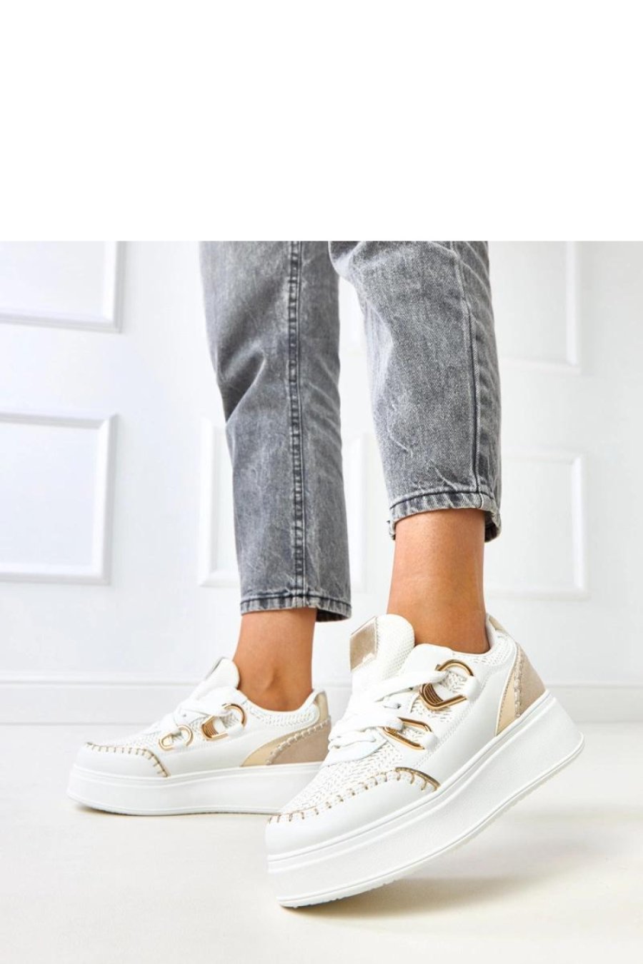  Sport Shoes model Solea  white