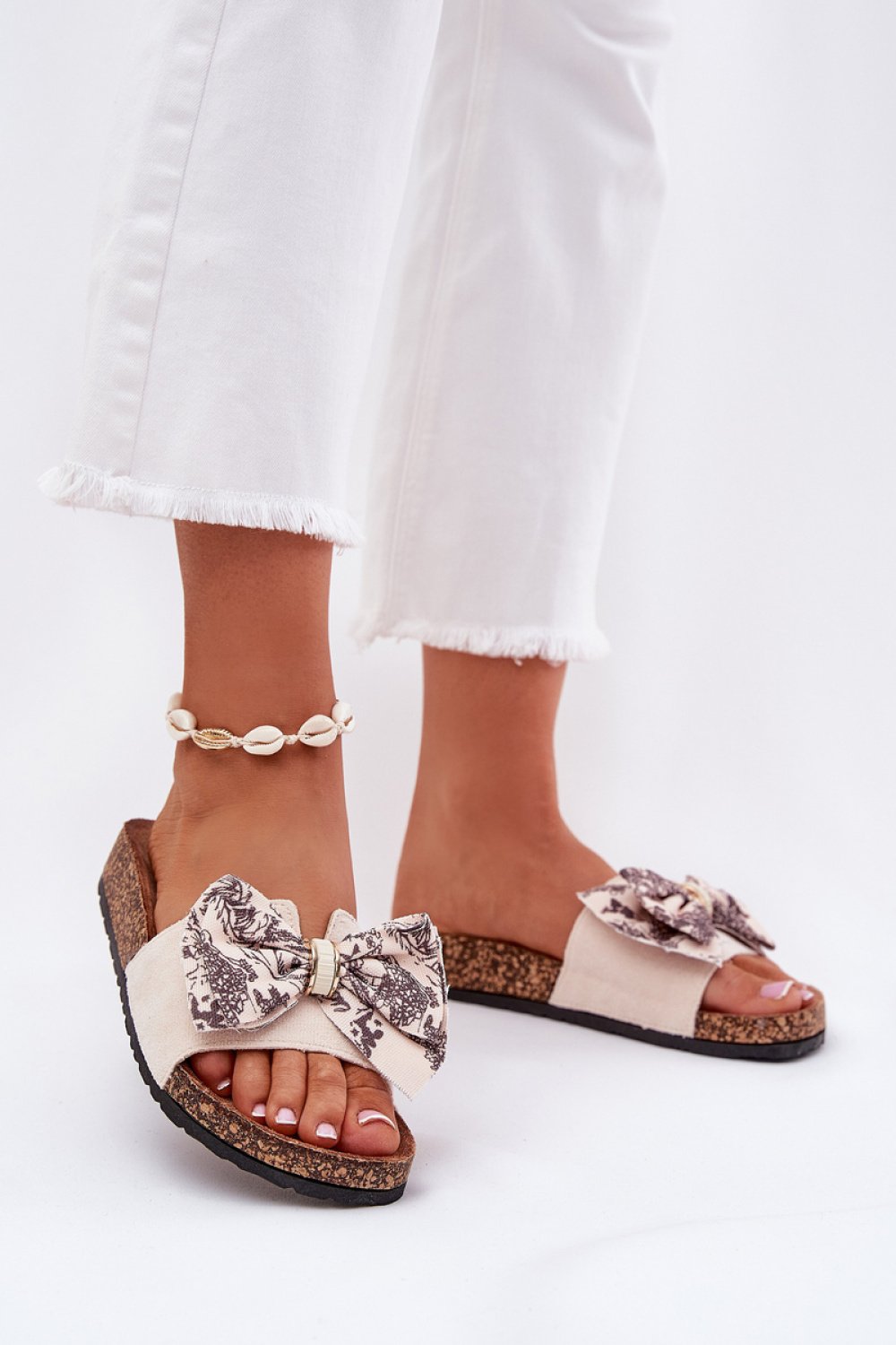  Flip-flops model Step in style  beige
