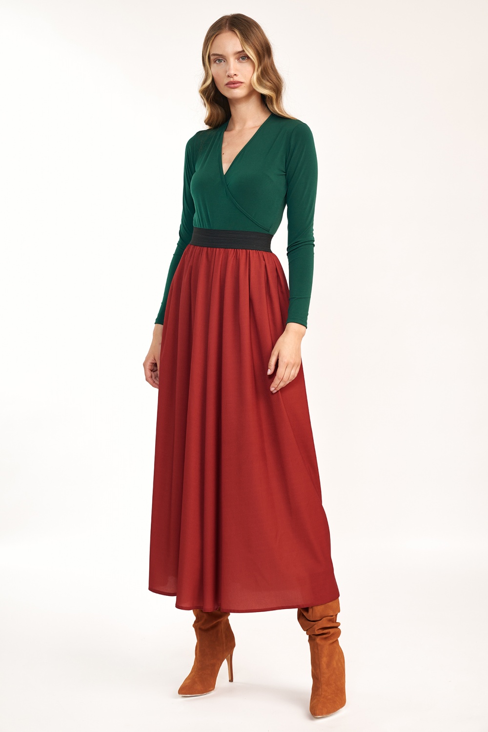  Long skirt model 158900 Nife  red