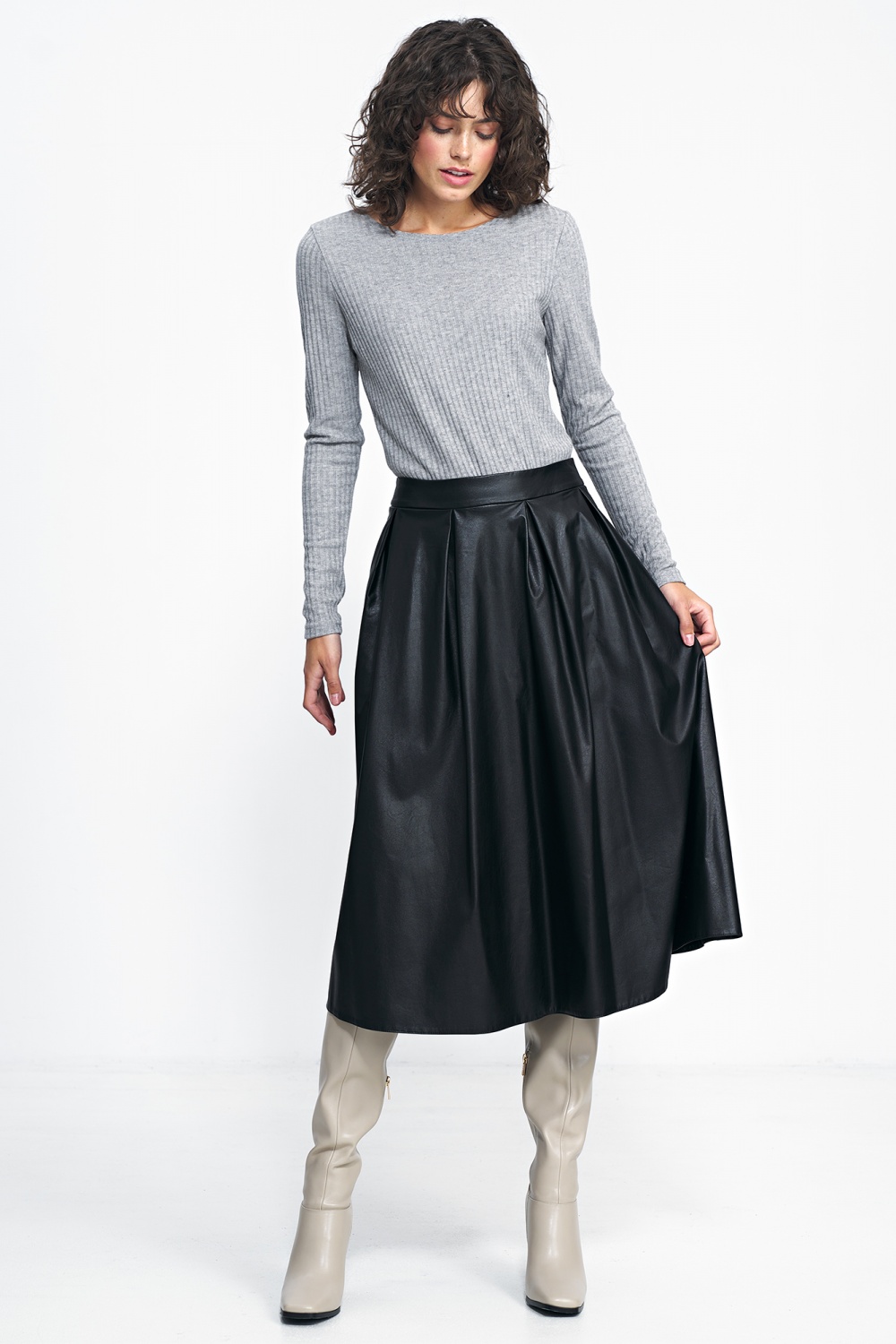  Skirt model 184597 Nife  black
