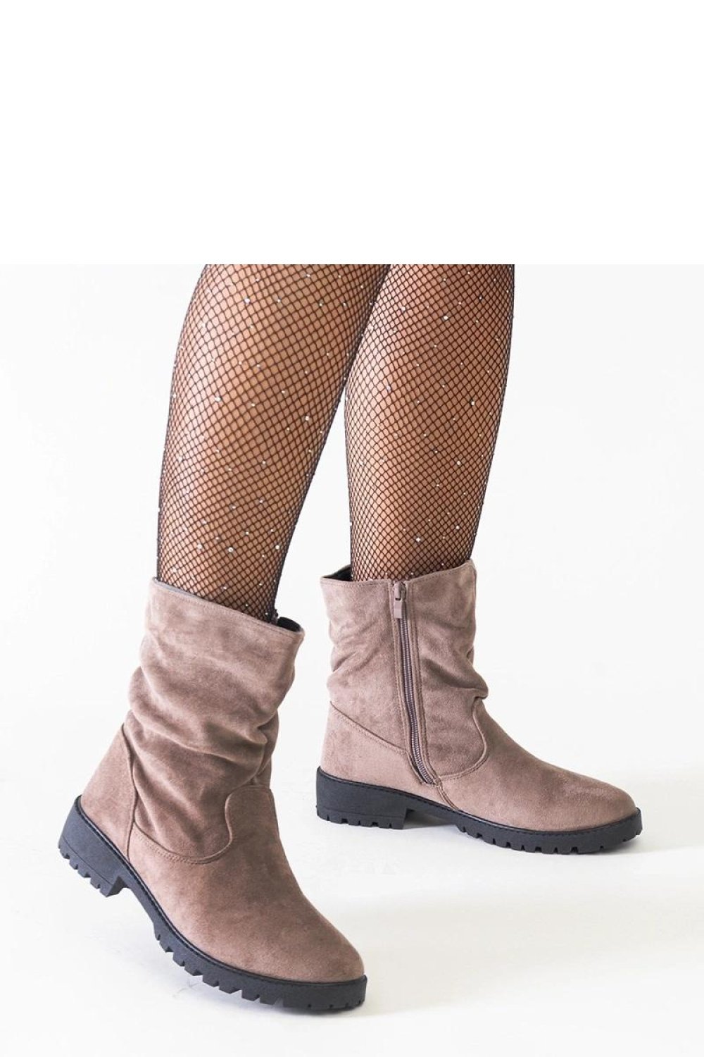  Boots model 204577 Solea  brown
