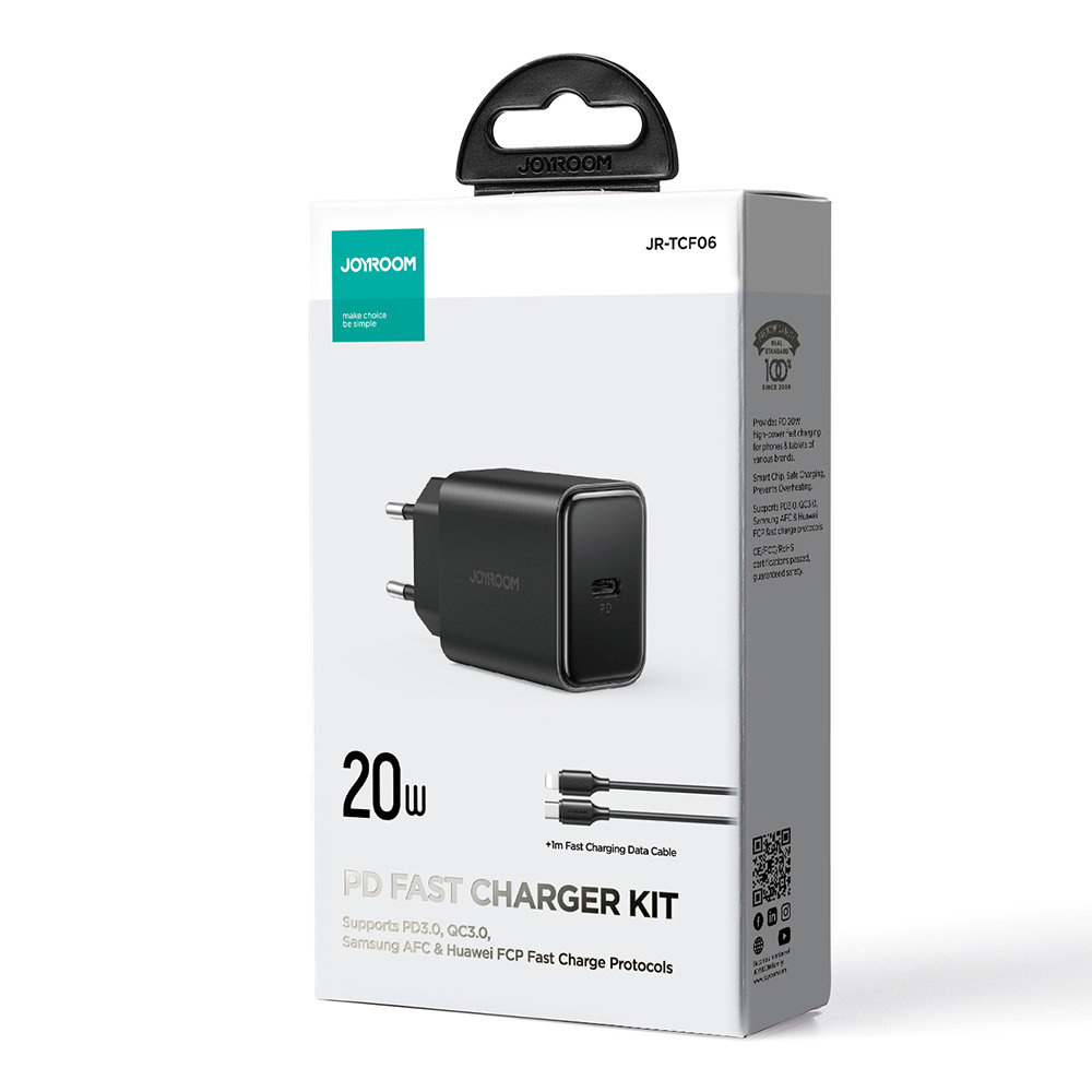 Joyroom JR-TCF06 Wall Charger USB-C 20W PD + USB-C/Lightning Cable black