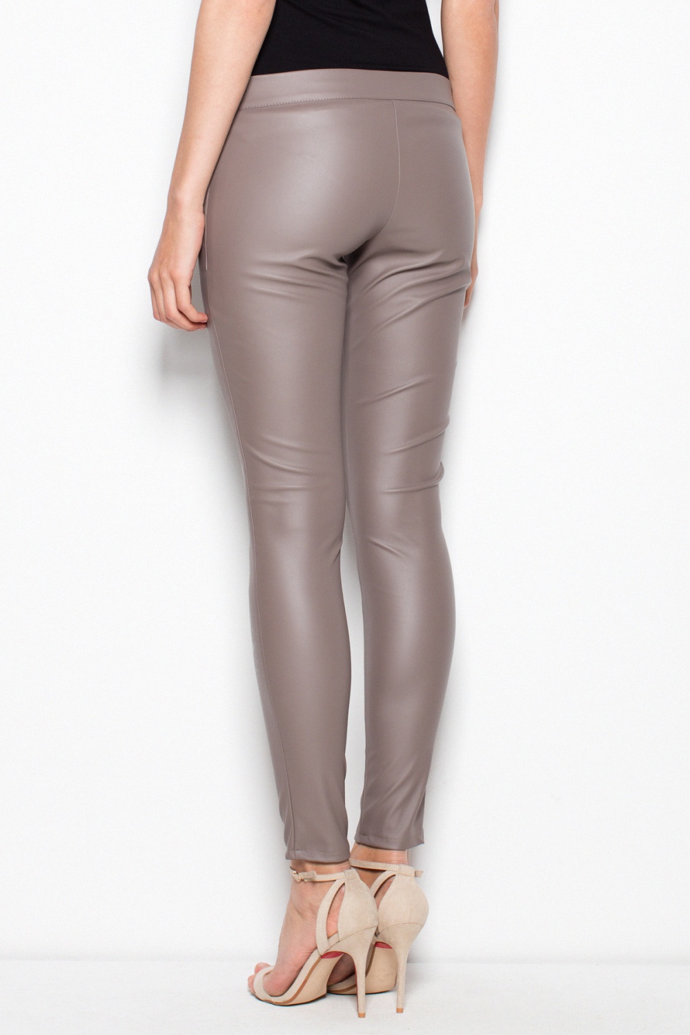  Women trousers model 77399 Venaton  beige