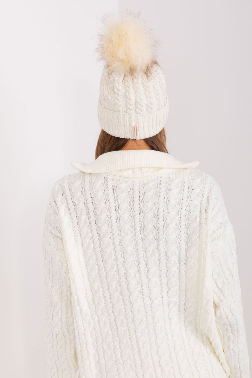  Cap model 187439 Rue Paris  beige