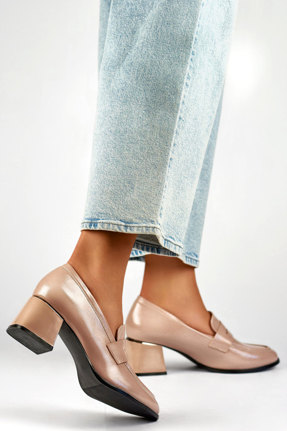  Block heel pumps model 200271 PRIMO  beige