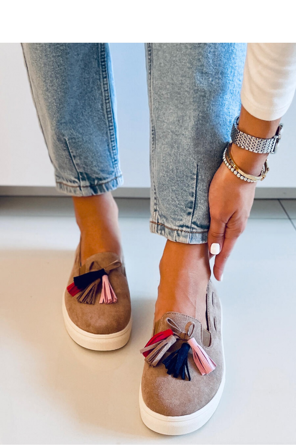  Sneakers model 170659 Inello  beige