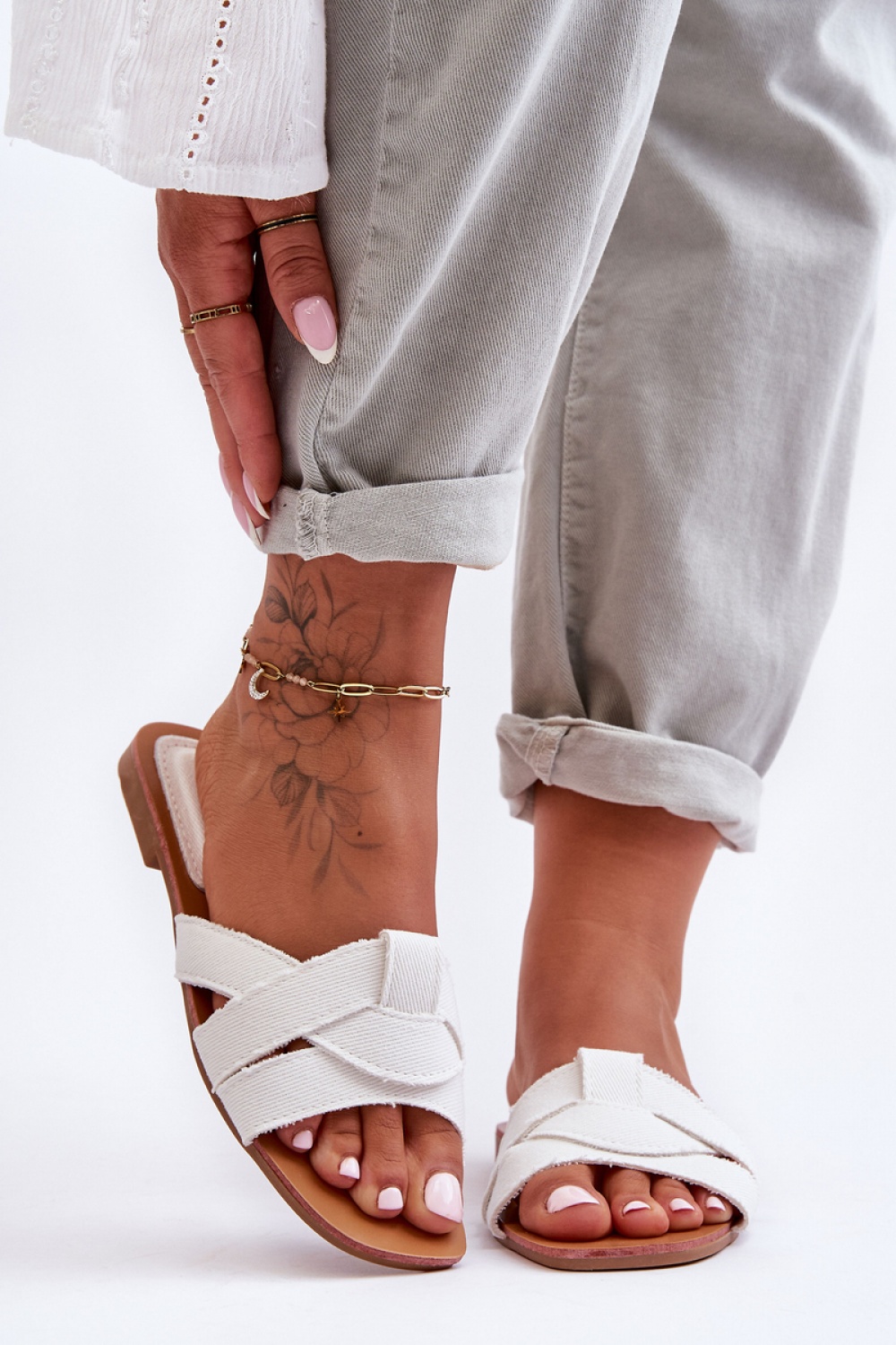  Flip-flops model 183490 Step in style  white