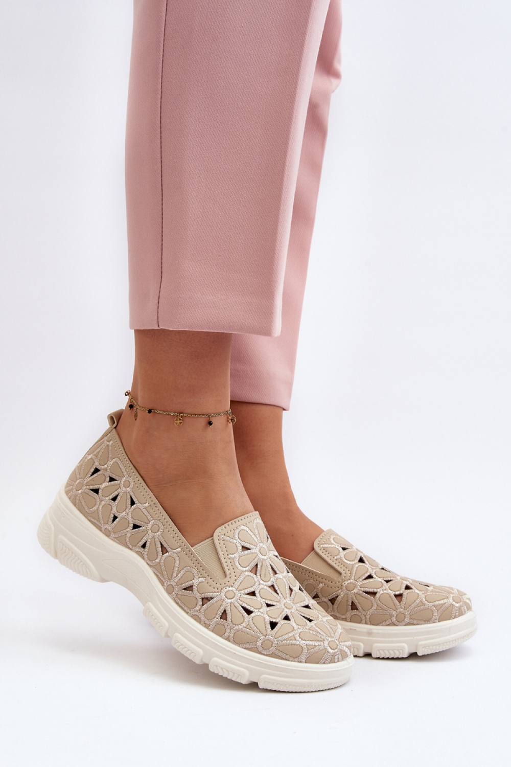  Low Shoes model 193135 Step in style  beige