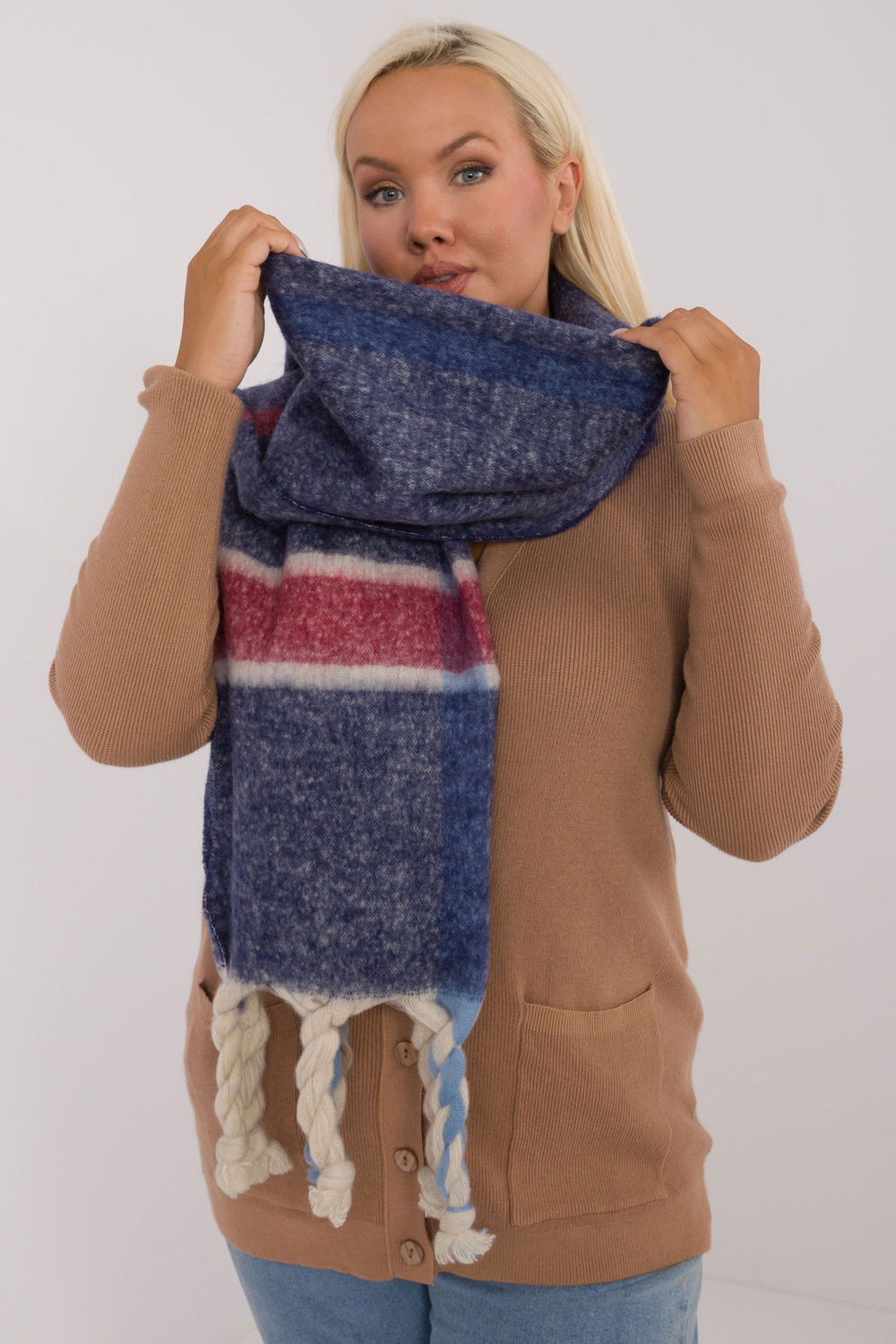  Shawl model 200289 AT  violet