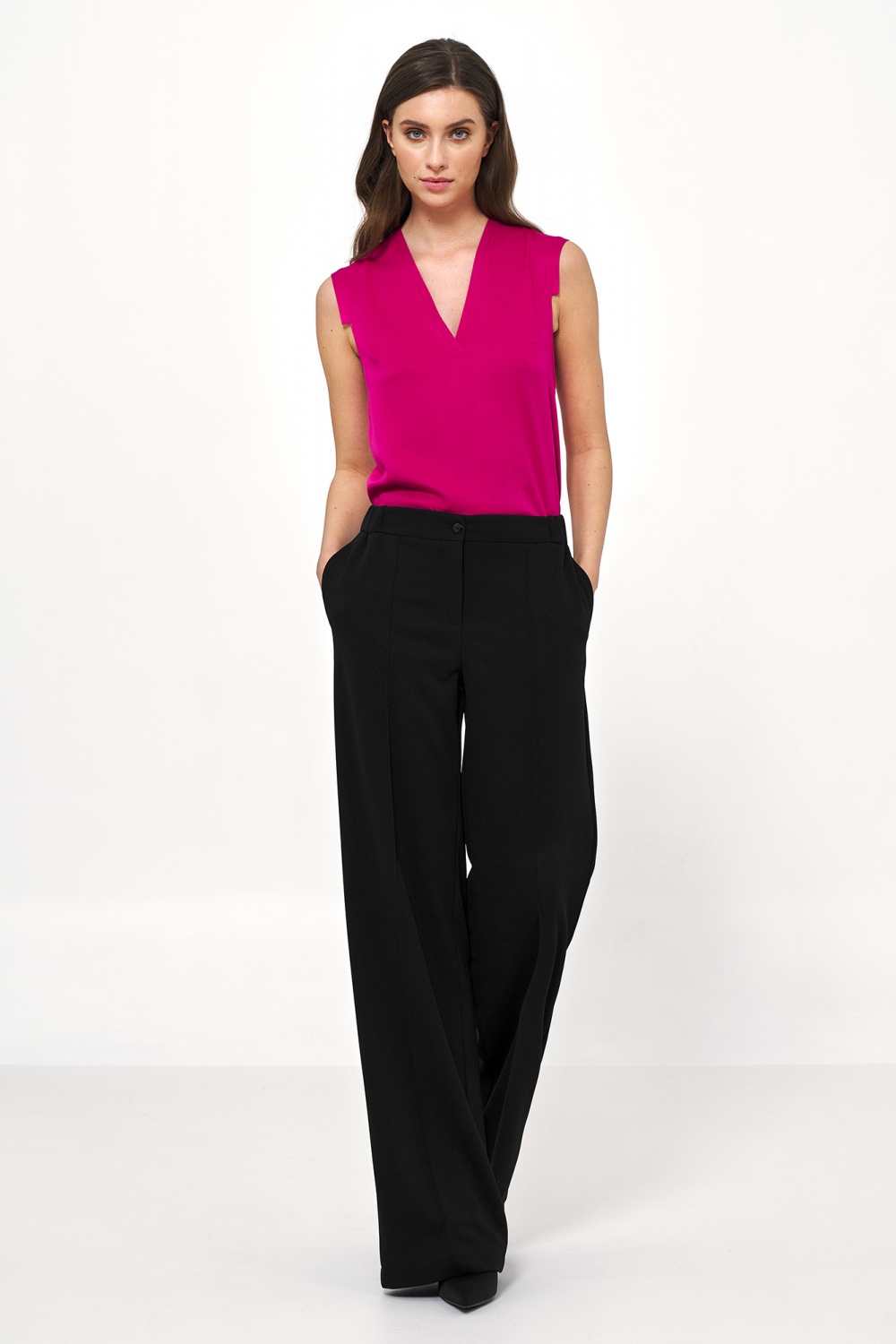  Women trousers model 176663 Nife  black