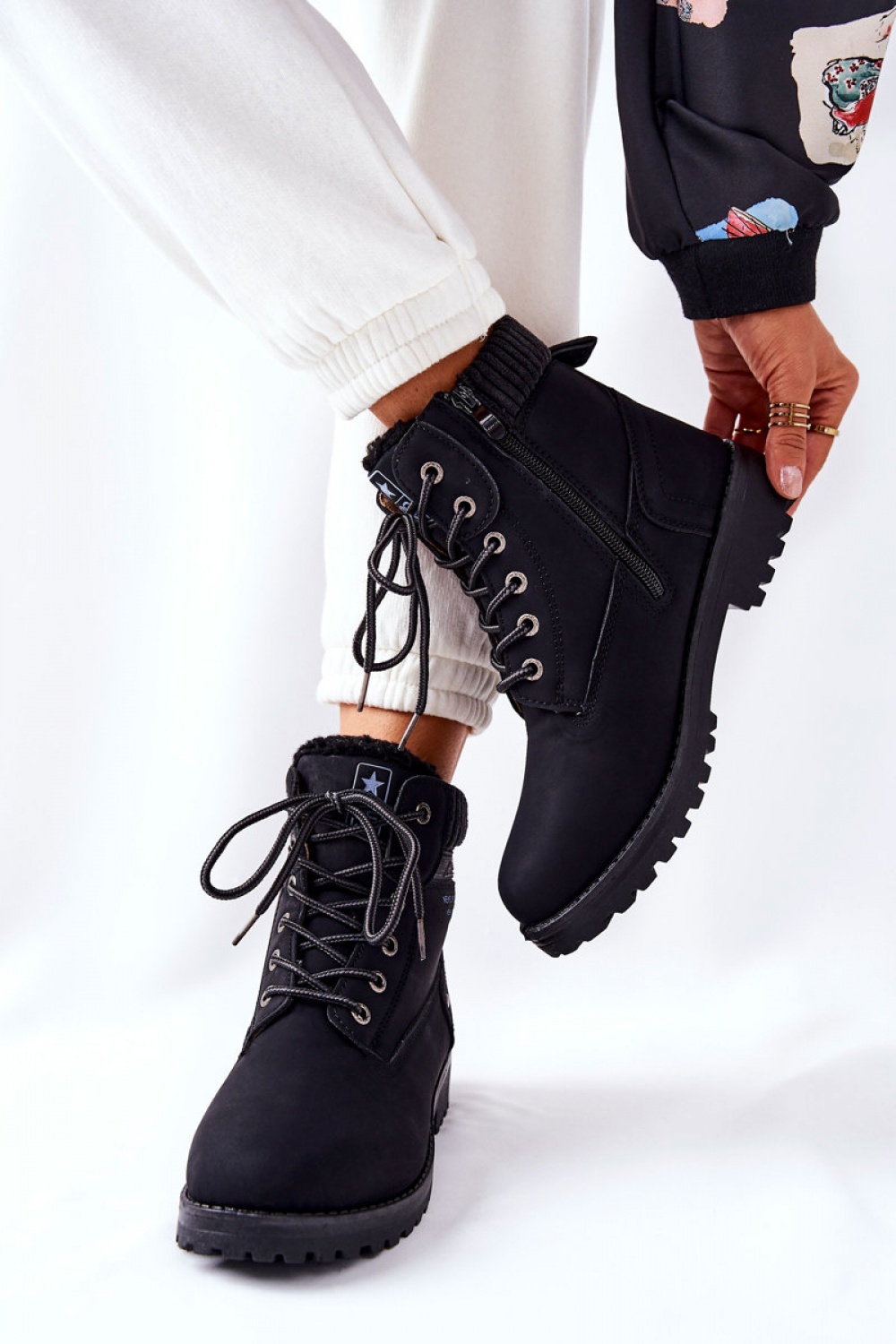  Trapper shoes model 173429 Step in style  black