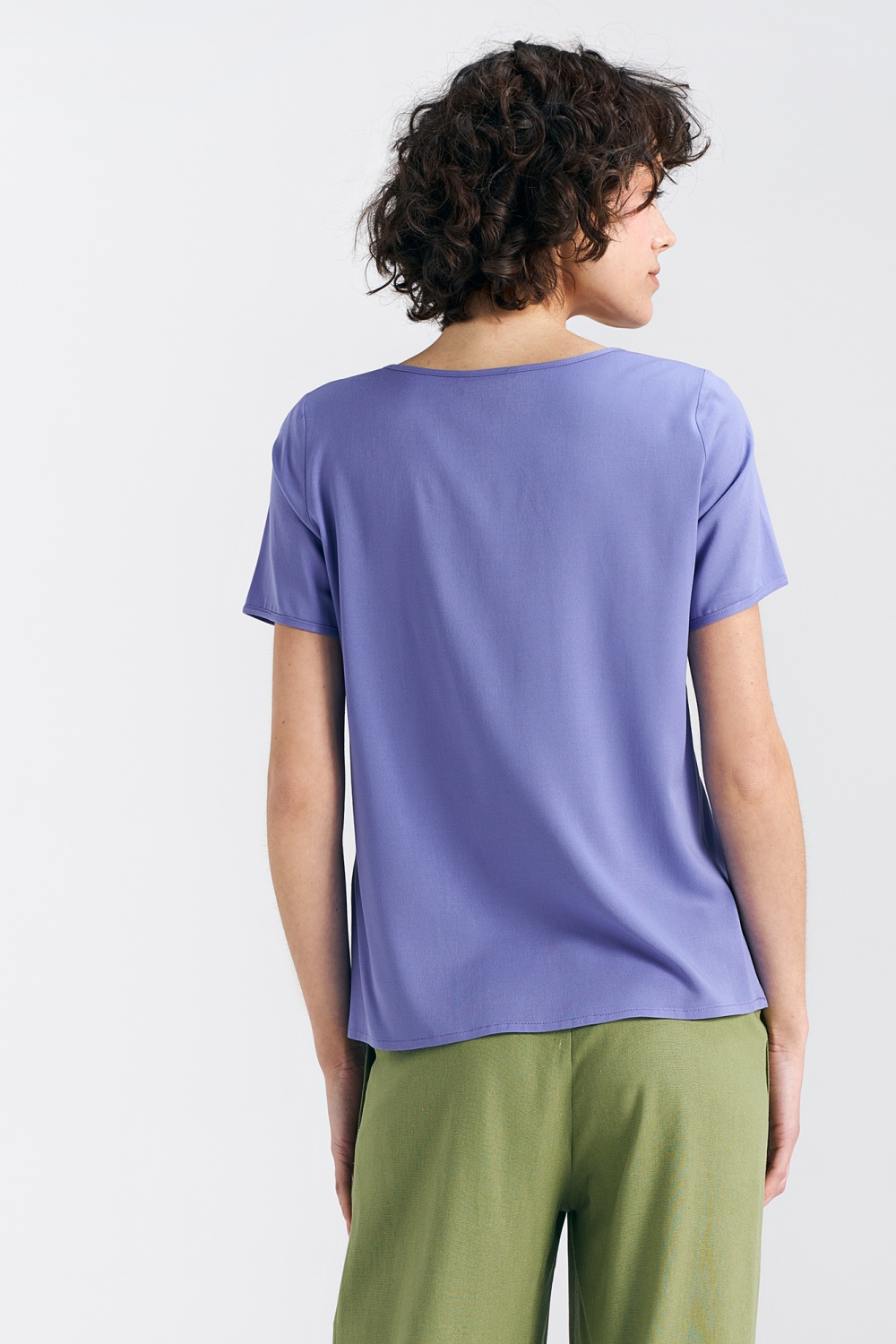  Blouse model 193804 Nife  violet